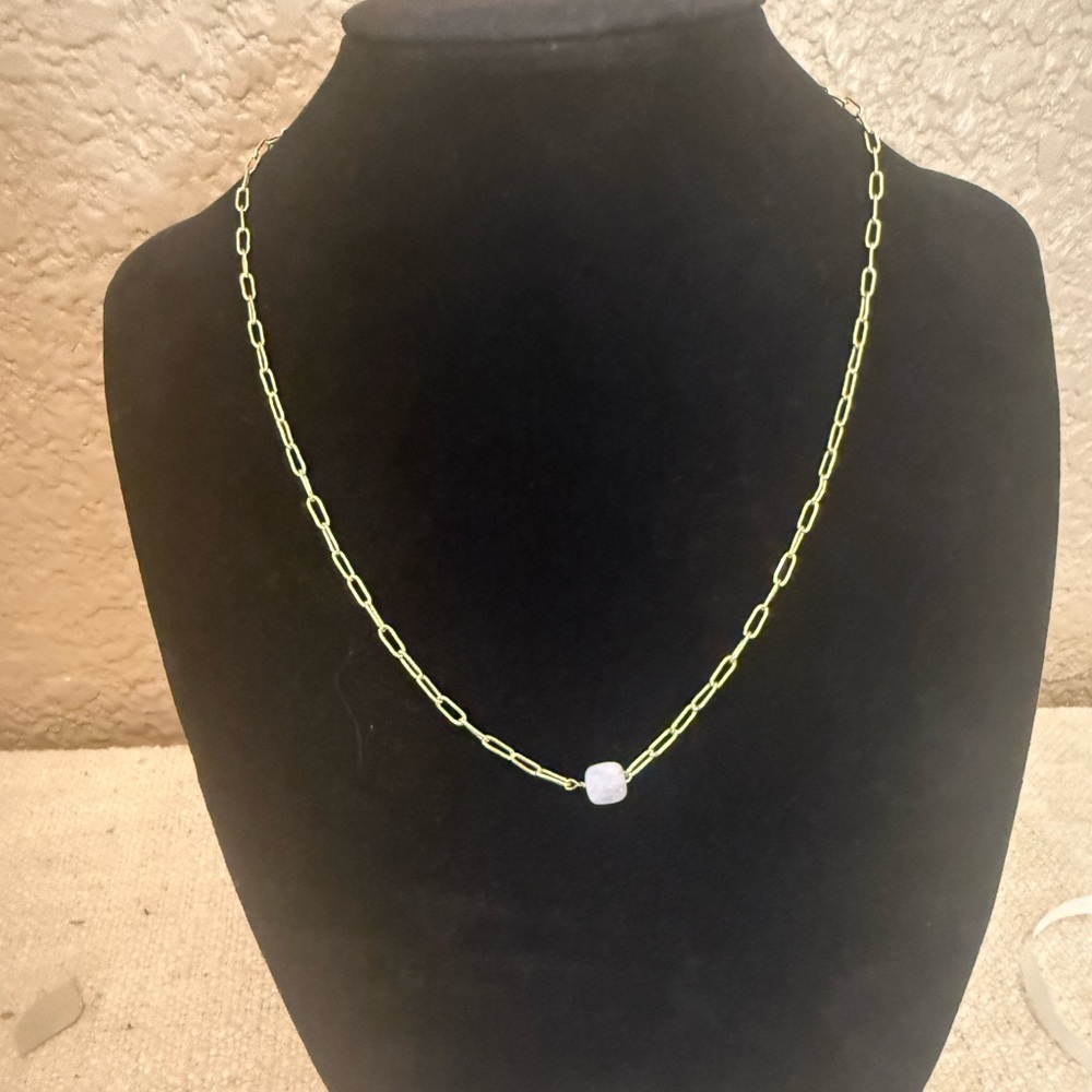 🌸 4 for $10 NWT Decree Gold Toned Chain Necklace with White Bead